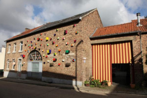 Hotels in Heers
